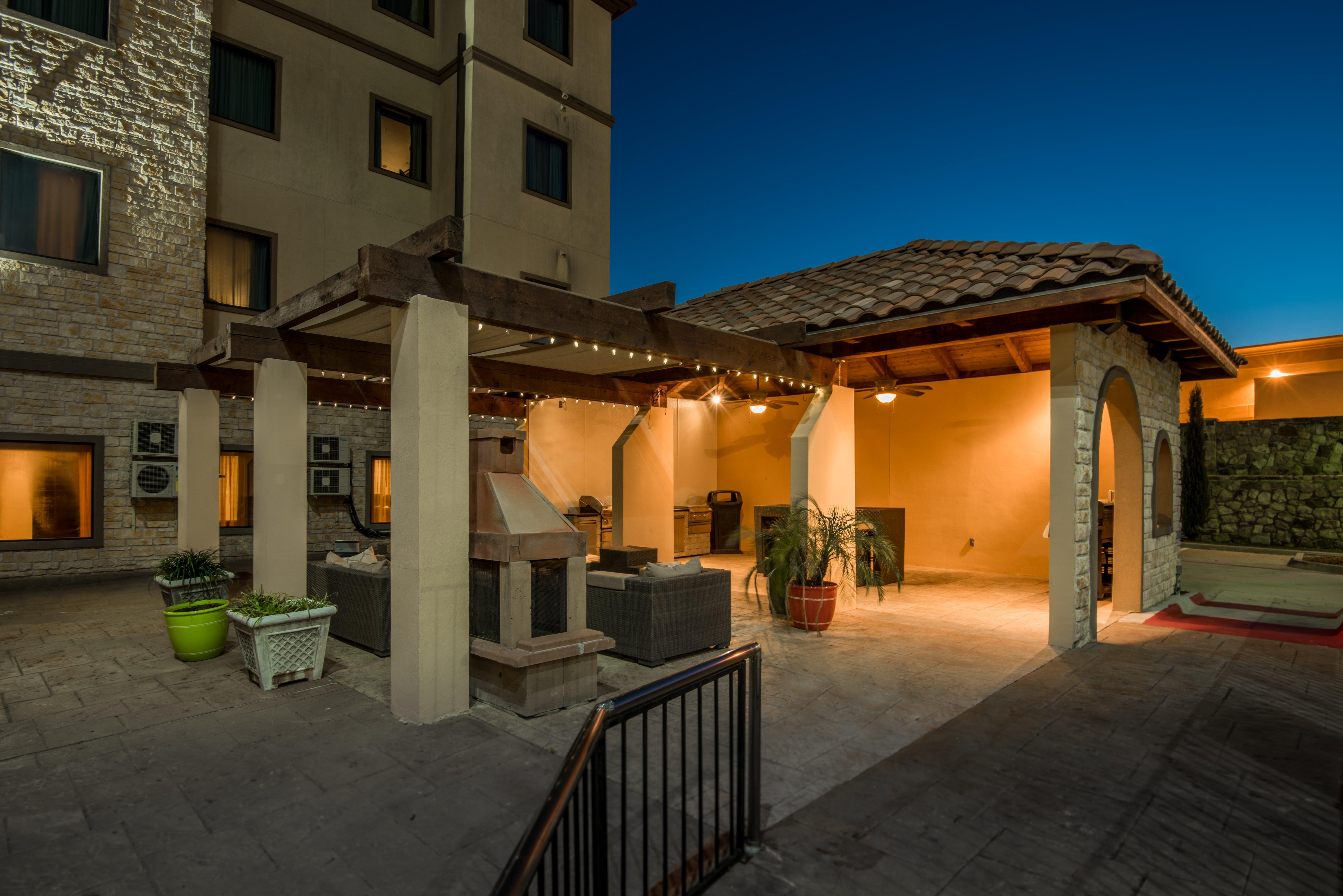 Staybridge Suites Dfw Airport North By Ihg Irving Exterior foto